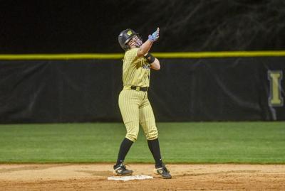 061726 sophie arant all-state softball.jpg