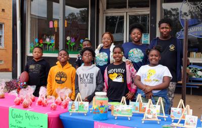 Camp Hill Youth Group hosts Mother’s Day event