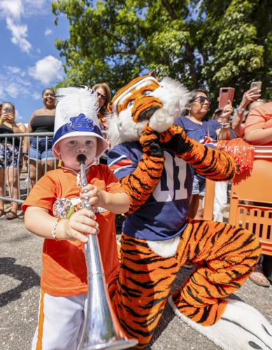 Auburn's Mini Marcher