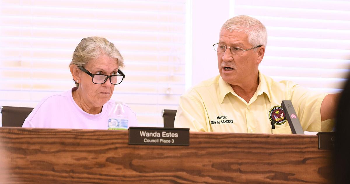 Resident reports Eclectic mayor being investigated