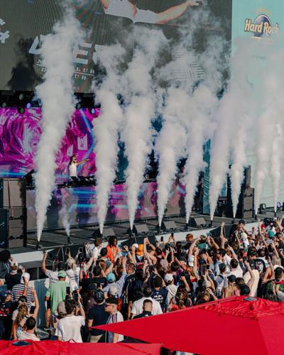Zedd captivated the Hard Rock Beach Club crowd at the FORMULA 1® CRYPTO.COM MIAMI GRAND PRIX 2026 on Friday, May 1 (Photo courtesy of William Morris Endeavor on behalf of Hard Rock International)