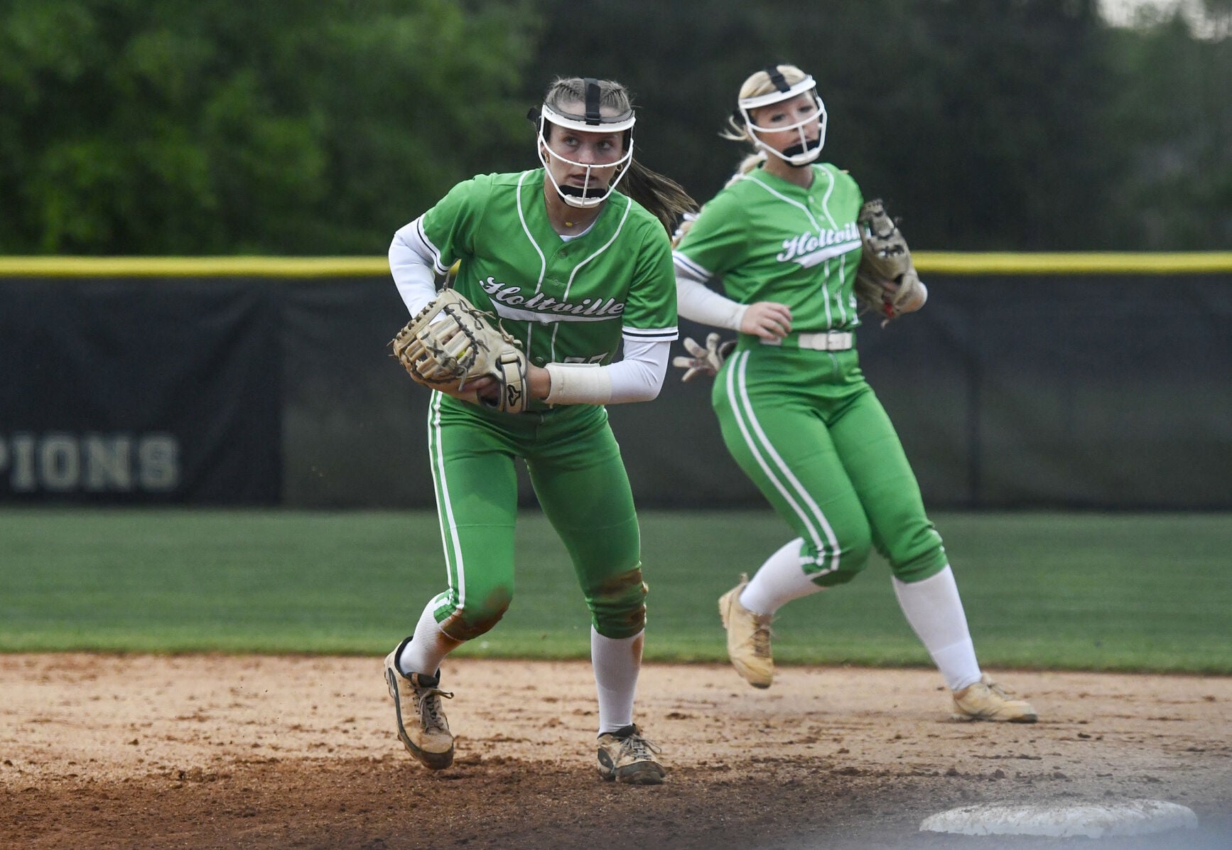 holtville softball 03.jpg