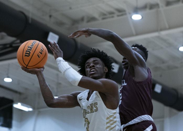 Wetumpka claims Class 6A Area 5 title with nail-biter over Benjamin Russell