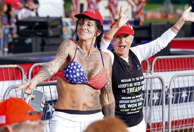 Photos:Trump hosts rally in Cullman