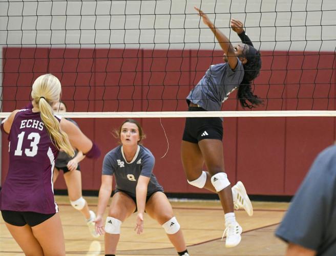 082325 BRHS volleyball 2.jpg