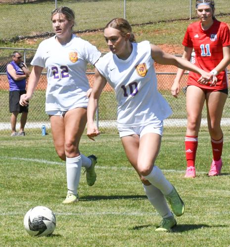 Alvarez leads Tallassee over Horseshoe Bend