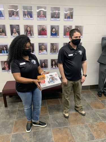 ARIS student wins STEM essay contest