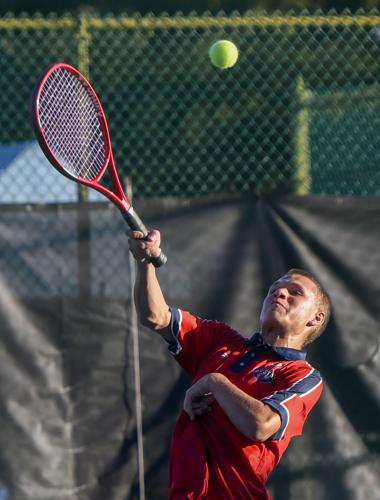 072926 mark kasen evans tennis 02.jpg