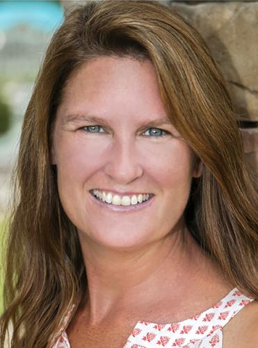 101026 lake home awards angela vanhouten.jpg