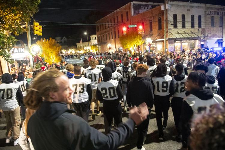 PHOTOS: Christmas on the Coosa