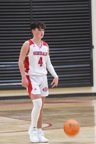 PHOTOS: Horseshoe Bend wins a game and loses a game versus B.B. Comer Tuesday night