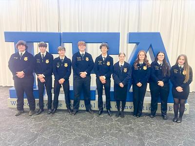 100125NationalFFAStudents.jpg