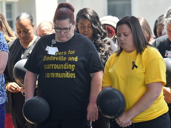 PHOTOS: Elmore Community Hospital Prayer Vigil