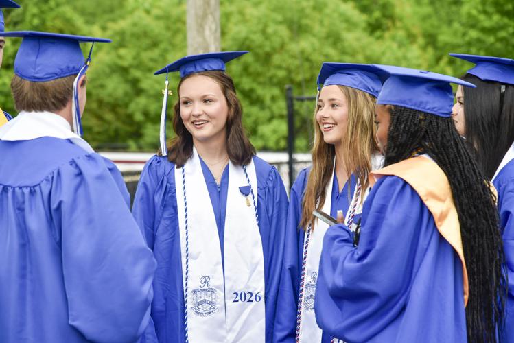 052726RHSGRAD5.jpg