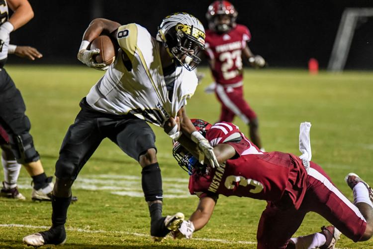 PHOTOS: Stanhope Elmore battles Wetumpka in annual rivalry game