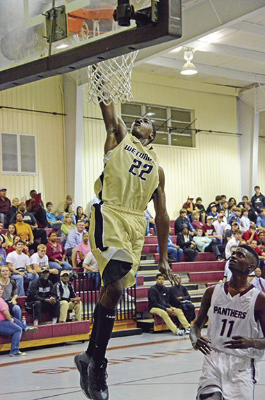 Wetumpka hangs on against Panthers