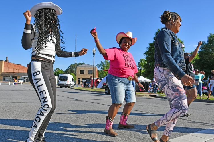 PHOTOS: Post-pandemic summer kicks off with Blues in the Park