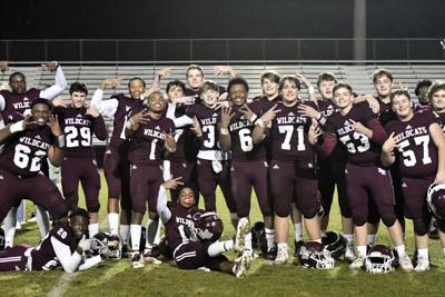 Spinning Sylacauga around: Ground game grinds out upset win to close season for Benjamin Russell