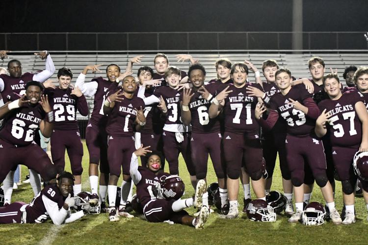 Spinning Sylacauga around: Ground game grinds out upset win to close season for Benjamin Russell