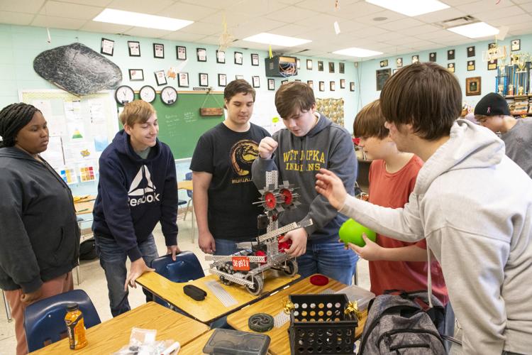 PHOTOS: Wetumpka VEX Robotics prepares for next steps