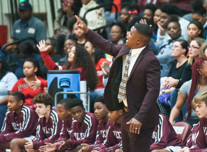 PHOTOS: Alex City Middle School, Central Coosa battle on the hardwood