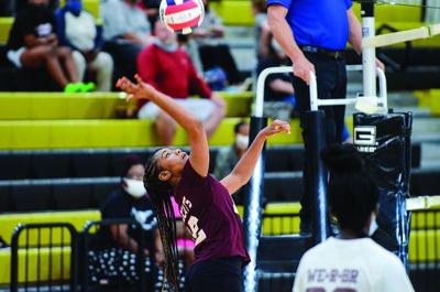 Benjamin Russell volleyball focused in on summer training