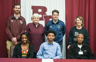 Reginald Sweetwyne headed to Point to run cross country, track