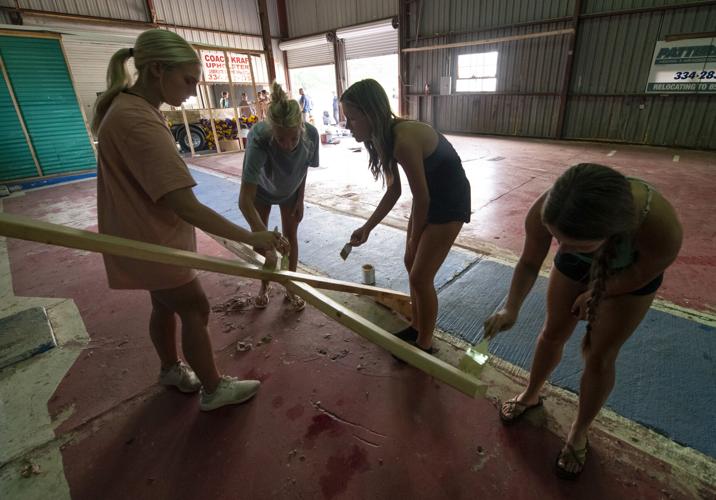 PHOTOS: Tallassee High School Class of 2024 builds another championship float