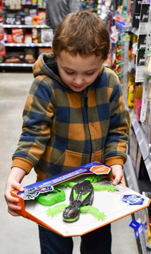 121725 shop with a cop6.jpg