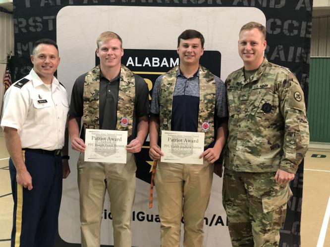 3 Edgewood seniors join the military