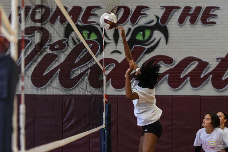 PHOTOS: Benjamin Russell and UAB volleyball camp