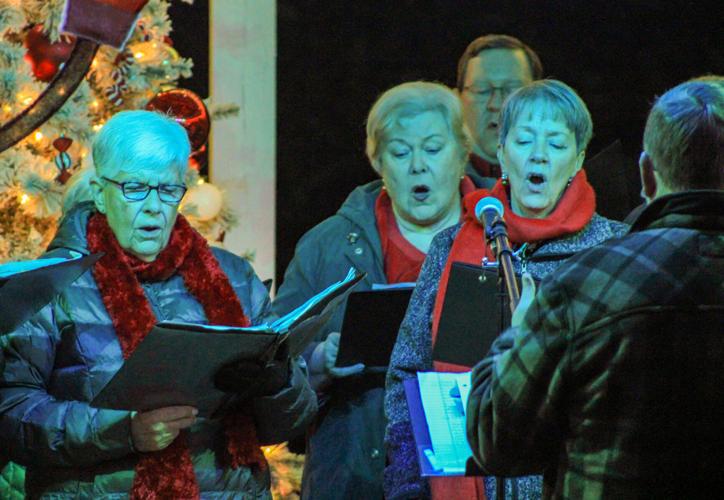 PHOTOS: Dadeville Christmas lighting