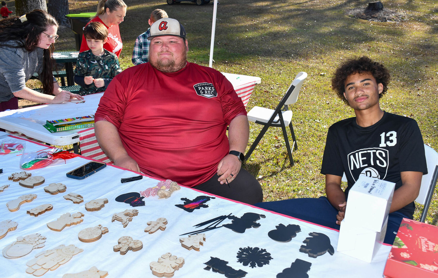 121725 christmas in the park16.jpg