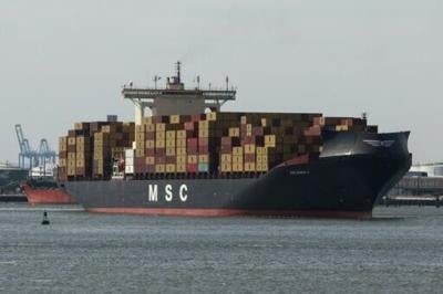 The US trade gap rose 4.4 percent to $60.3 billion in March, government data shows