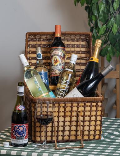 PicnicWine_7714_20260917.jpg