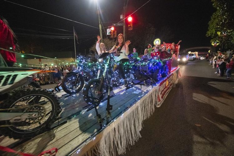 PHOTOS: Christmas on the Coosa Parade