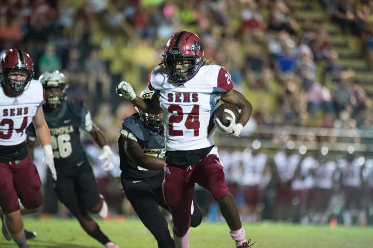 PHOTOS: Stanhope Elmore takes down Wetumpka for fifth straight win
