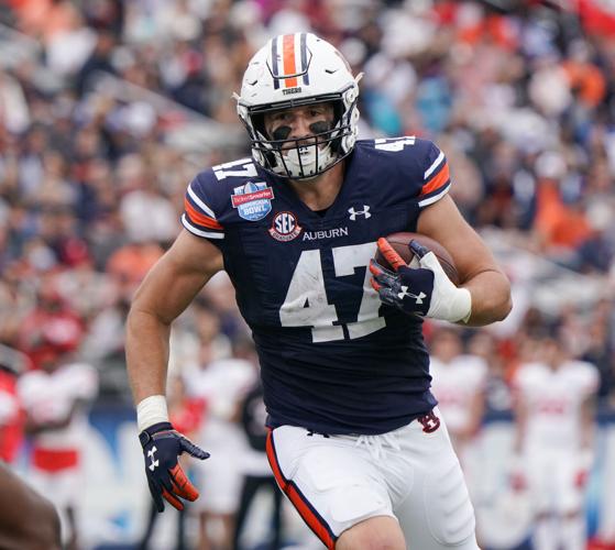 PHOTOS: Auburn and Houston duke it out at the Birmingham Bowl