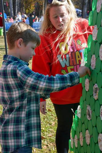 121725 christmas in the park18.jpg