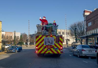 122025 firetruck santa.jpg