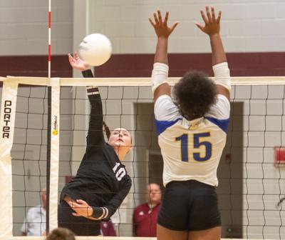 081926-echs volleyball copy.jpg