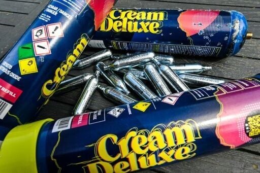 Recreational use of laughing gas produces feelings of euphoria, relaxation and dissociation from reality