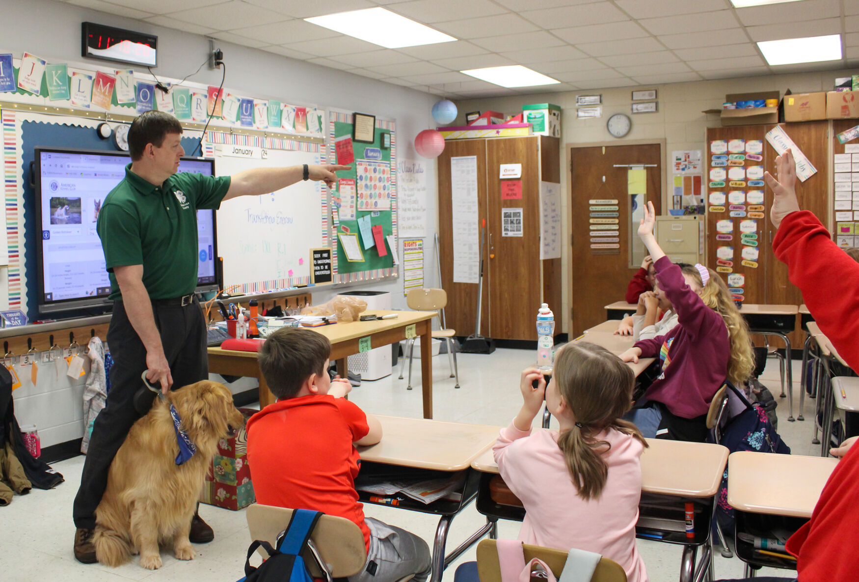 4-H dog program makes its rounds in schools