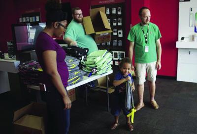 Verizon to give away backpacks at Tallassee and Wetumpka locations