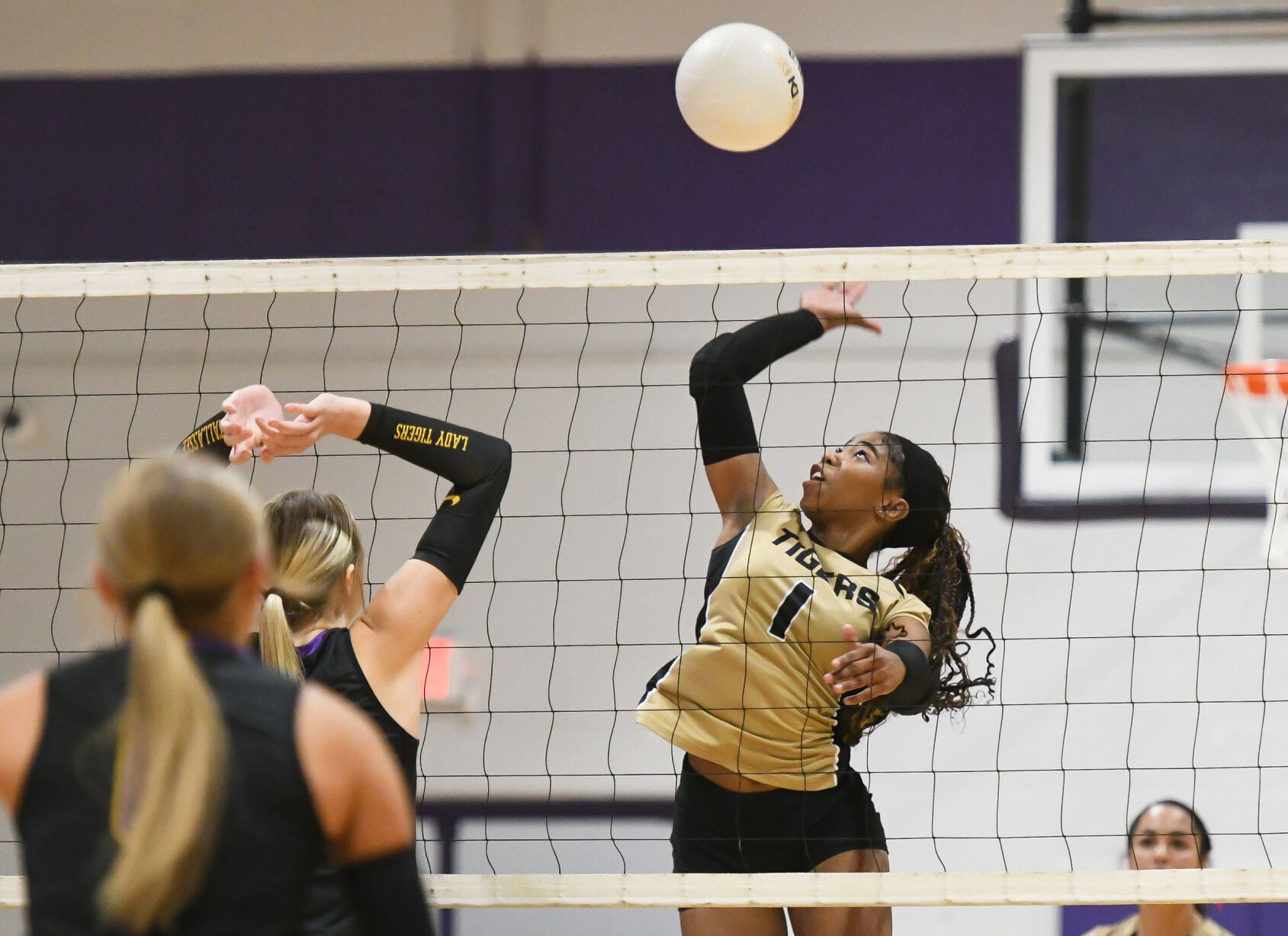 100726-dadeville-tallassee vb 002 copy.jpg