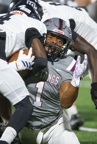 Stanhope Elmore hosts Smiiths Station