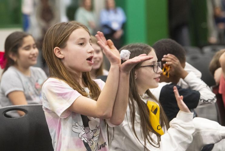 PHOTOS: Studnets react to the reveal of mystery readers