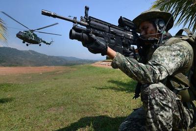 Peruvian army personnel during operations against alleged drug trafficking.