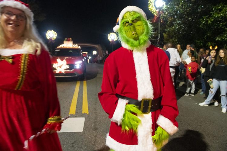 PHOTOS: Christmas on the Coosa