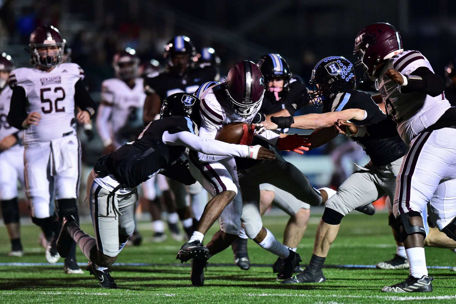 Benjamin Russell secures second place in region with win over Helena